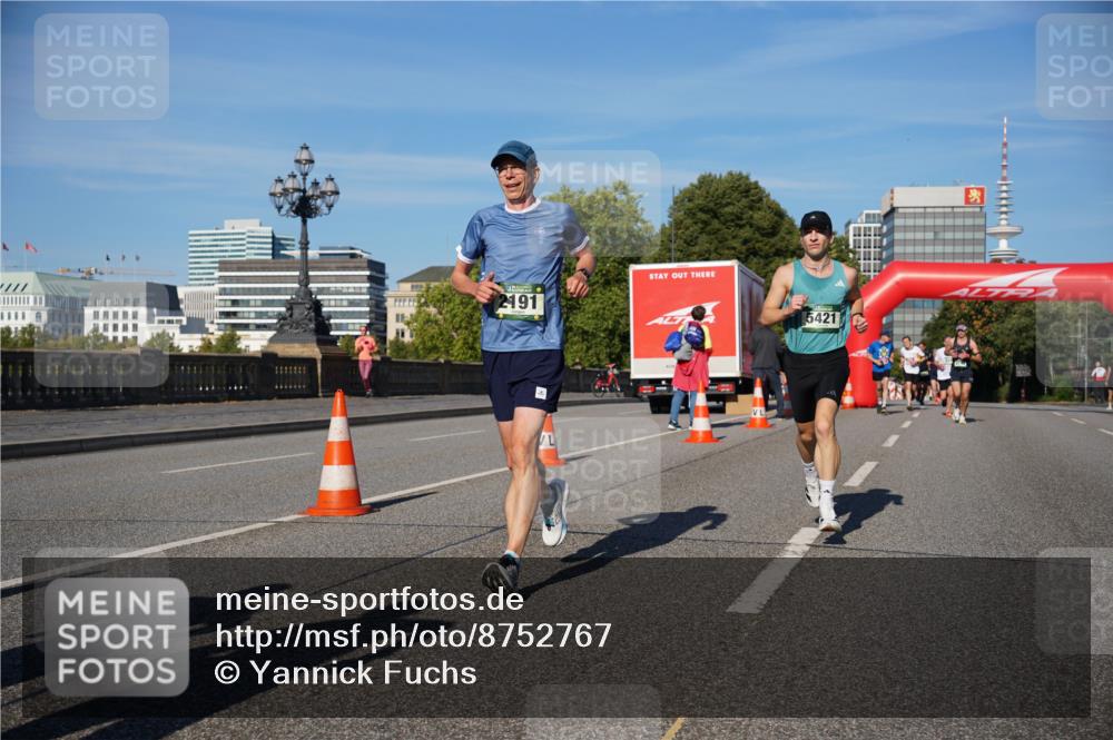 07.09.2025 - BARMER Alsterlauf Yannick Fuchs http://msf.ph/oto/8752767 07.09.2025 09:36:31 Laufen 2191, 5421 meine-sportfotos.de