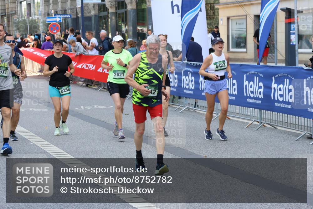 07.09.2025 - BARMER Alsterlauf Strokosch-Dieckow http://msf.ph/oto/8752782 07.09.2025 10:14:51 Ziel 2158, 2651, 2674, 3132, 3133, 3548, 3722, 3771, 4020, 4021, 4177, 4520, 4556, 4607, 4608, 4756, 4757, 4878, 4879, 5134, 5270, 5271, 5291, 5631, 8413 meine-sportfotos.de