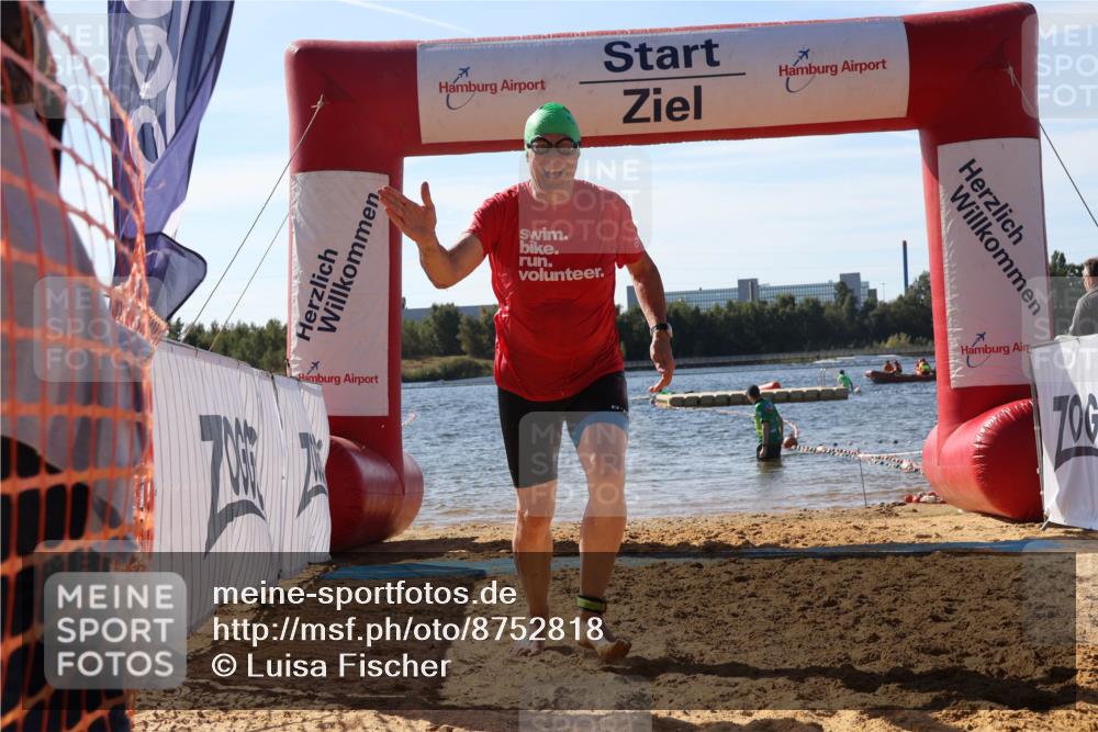 07.09.2025 - 19. Norderstedt Triathlon Luisa Fischer http://msf.ph/oto/8752818 07.09.2025 11:24:50 Schwimmen 830 meine-sportfotos.de