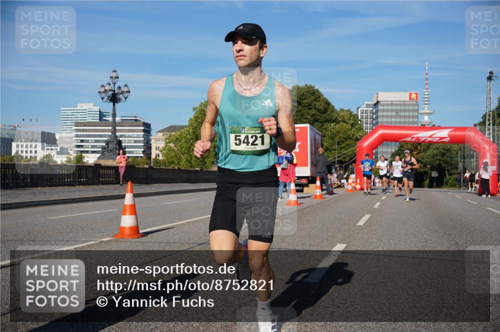 07.09.2025 - BARMER Alsterlauf Yannick Fuchs http://msf.ph/oto/8752821 07.09.2025 09:36:32 Laufen 36, 5421 meine-sportfotos.de