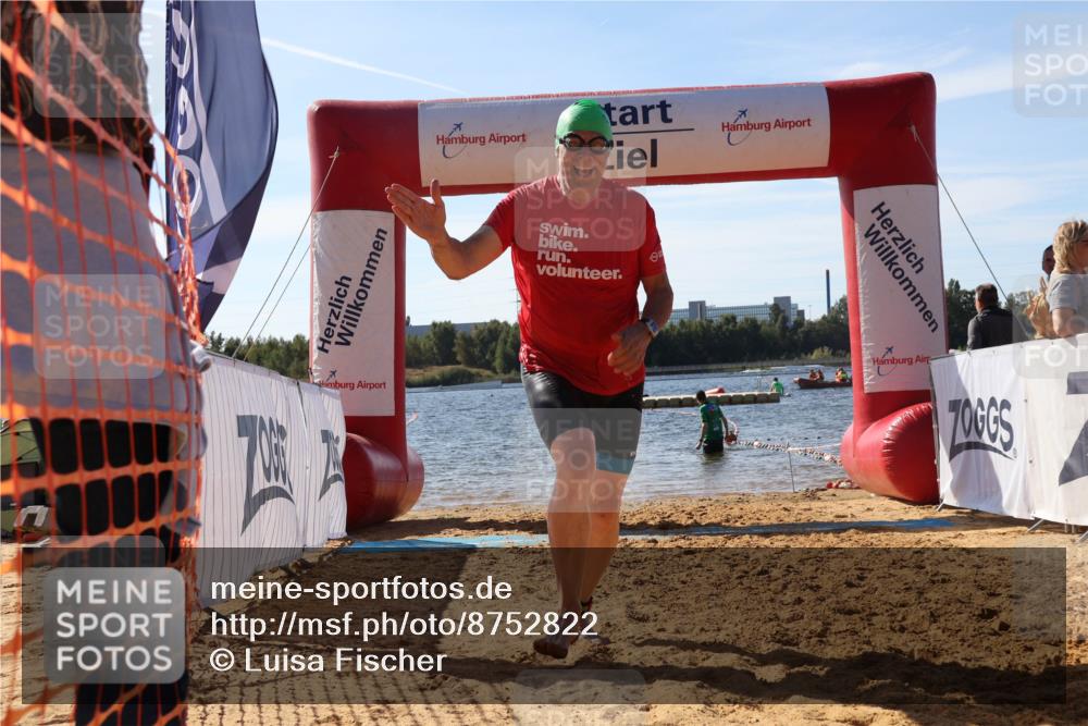 07.09.2025 - 19. Norderstedt Triathlon Luisa Fischer http://msf.ph/oto/8752822 07.09.2025 11:24:50 Schwimmen 830 meine-sportfotos.de