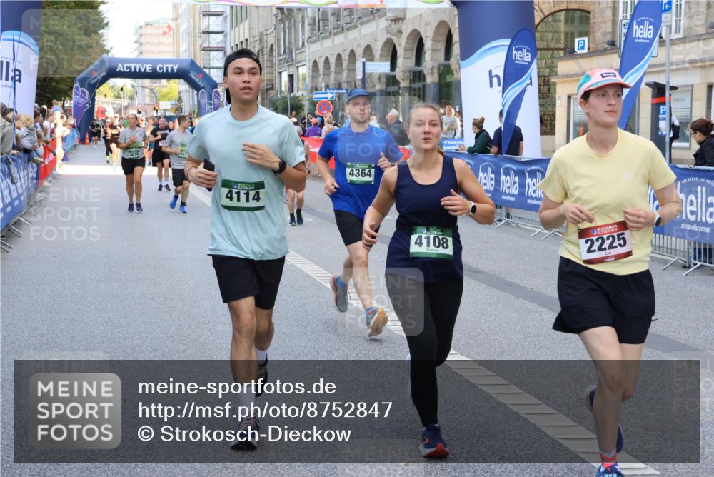 07.09.2025 - BARMER Alsterlauf Strokosch-Dieckow http://msf.ph/oto/8752847 07.09.2025 10:14:47 Ziel 2158, 2651, 2674, 3132, 3133, 3722, 3771, 4020, 4021, 4177, 4520, 4556, 4607, 4608, 4878, 4879, 5134, 5270, 5271, 5281, 5291, 5631, 8413 meine-sportfotos.de