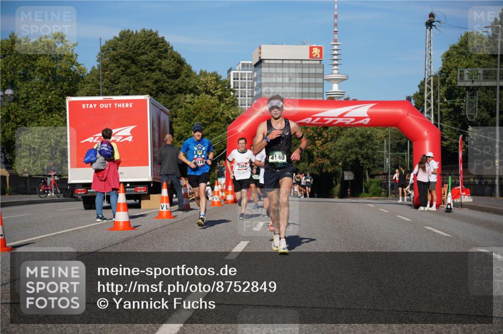 07.09.2025 - BARMER Alsterlauf Yannick Fuchs http://msf.ph/oto/8752849 07.09.2025 09:36:34 Laufen 178, 5264, 4140 meine-sportfotos.de