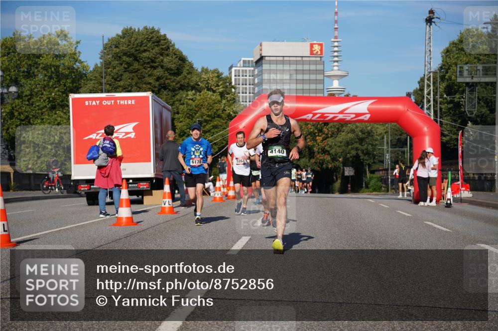 07.09.2025 - BARMER Alsterlauf Yannick Fuchs http://msf.ph/oto/8752856 07.09.2025 09:36:34 Laufen 6178, 5264, 4140 meine-sportfotos.de