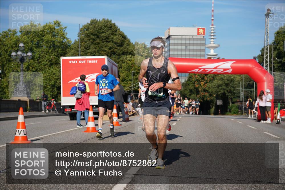 07.09.2025 - BARMER Alsterlauf Yannick Fuchs http://msf.ph/oto/8752862 07.09.2025 09:36:35 Laufen 6178, 50 meine-sportfotos.de