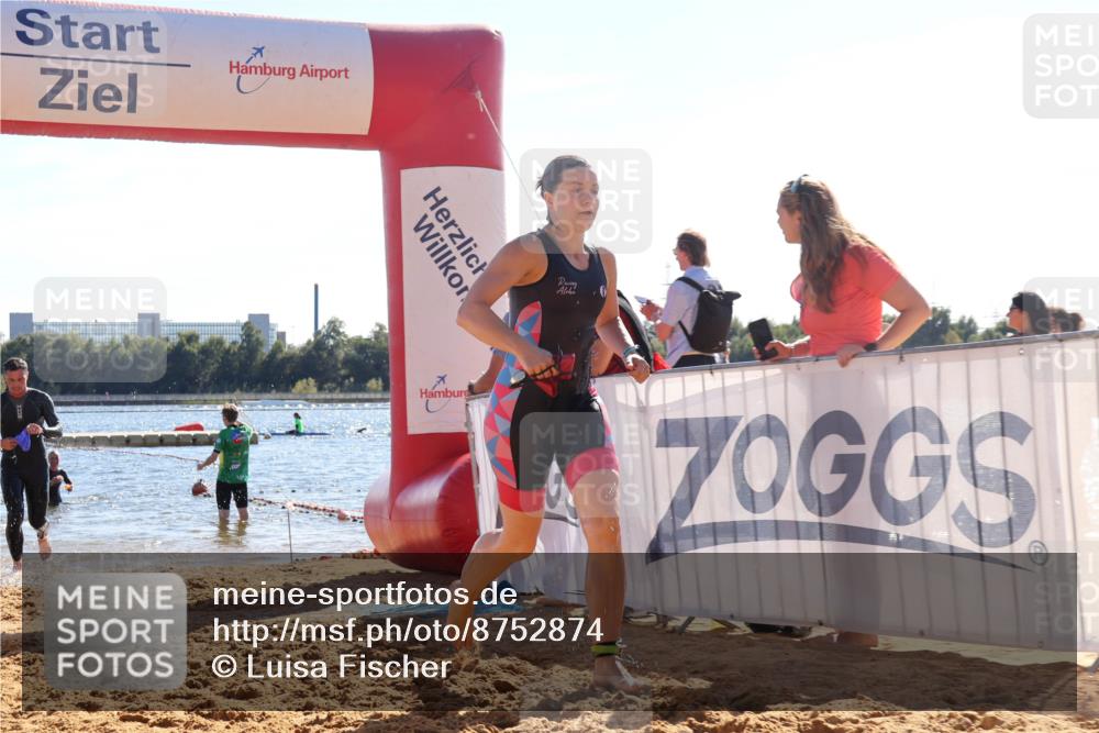 07.09.2025 - 19. Norderstedt Triathlon Luisa Fischer http://msf.ph/oto/8752874 07.09.2025 15:35:48 Schwimmen 509, 1058, 1077 meine-sportfotos.de
