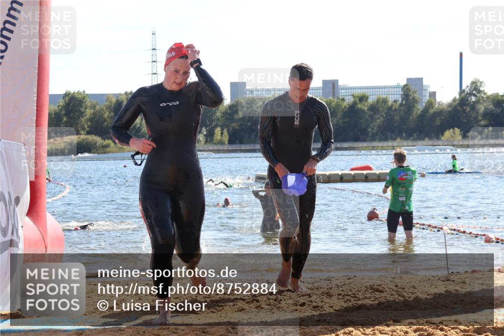 07.09.2025 - 19. Norderstedt Triathlon Luisa Fischer http://msf.ph/oto/8752884 07.09.2025 15:35:51 Schwimmen 509, 1058, 1077, 1088 meine-sportfotos.de