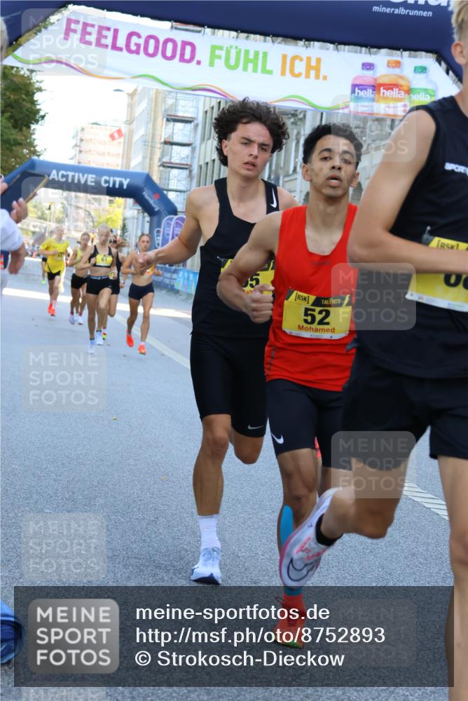 07.09.2025 - BARMER Alsterlauf Strokosch-Dieckow http://msf.ph/oto/8752893 07.09.2025 11:03:03 Ziel  meine-sportfotos.de