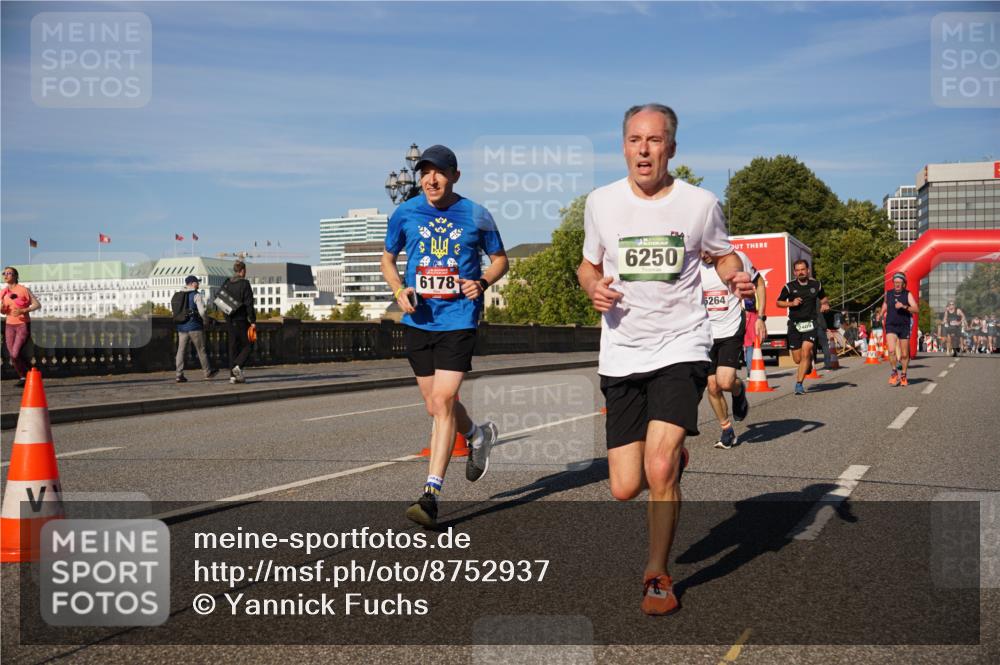 07.09.2025 - BARMER Alsterlauf Yannick Fuchs http://msf.ph/oto/8752937 07.09.2025 09:36:37 Laufen 6178, 6250, 5264 meine-sportfotos.de