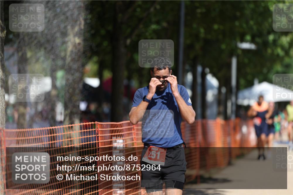 07.09.2025 - 19. Norderstedt Triathlon Michael Strokosch http://msf.ph/oto/8752964 07.09.2025 12:46:50 Laufen 251 meine-sportfotos.de