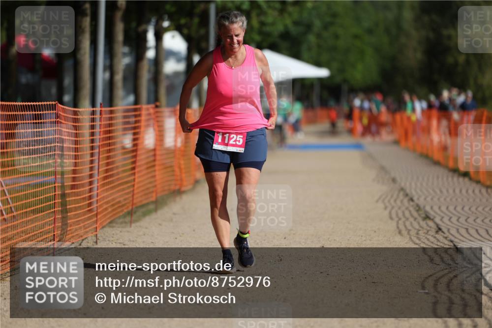 07.09.2025 - 19. Norderstedt Triathlon Michael Strokosch http://msf.ph/oto/8752976 07.09.2025 10:37:17 Laufen 1125 meine-sportfotos.de
