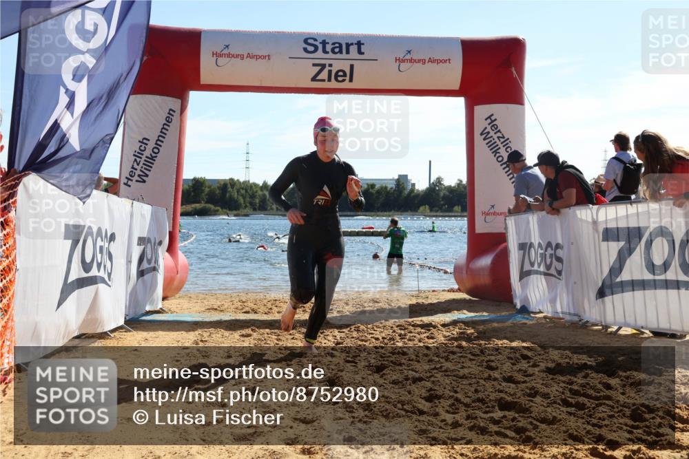 07.09.2025 - 19. Norderstedt Triathlon Luisa Fischer http://msf.ph/oto/8752980 07.09.2025 15:36:04 Schwimmen 509, 1050, 1075, 1088 meine-sportfotos.de