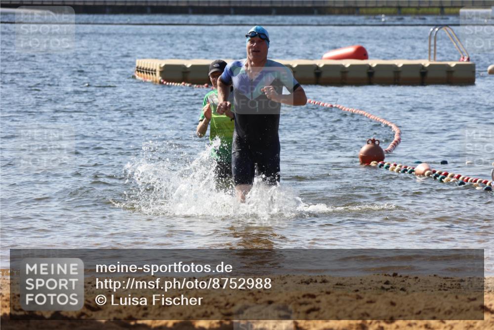 07.09.2025 - 19. Norderstedt Triathlon Luisa Fischer http://msf.ph/oto/8752988 07.09.2025 11:27:16 Schwimmen 170 meine-sportfotos.de