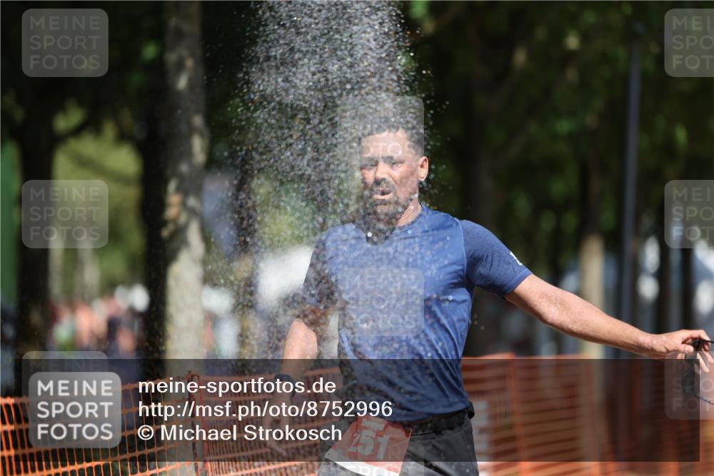 07.09.2025 - 19. Norderstedt Triathlon Michael Strokosch http://msf.ph/oto/8752996 07.09.2025 12:46:51 Laufen 251 meine-sportfotos.de