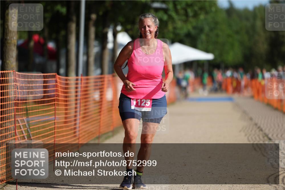 07.09.2025 - 19. Norderstedt Triathlon Michael Strokosch http://msf.ph/oto/8752999 07.09.2025 10:37:18 Laufen 1125 meine-sportfotos.de