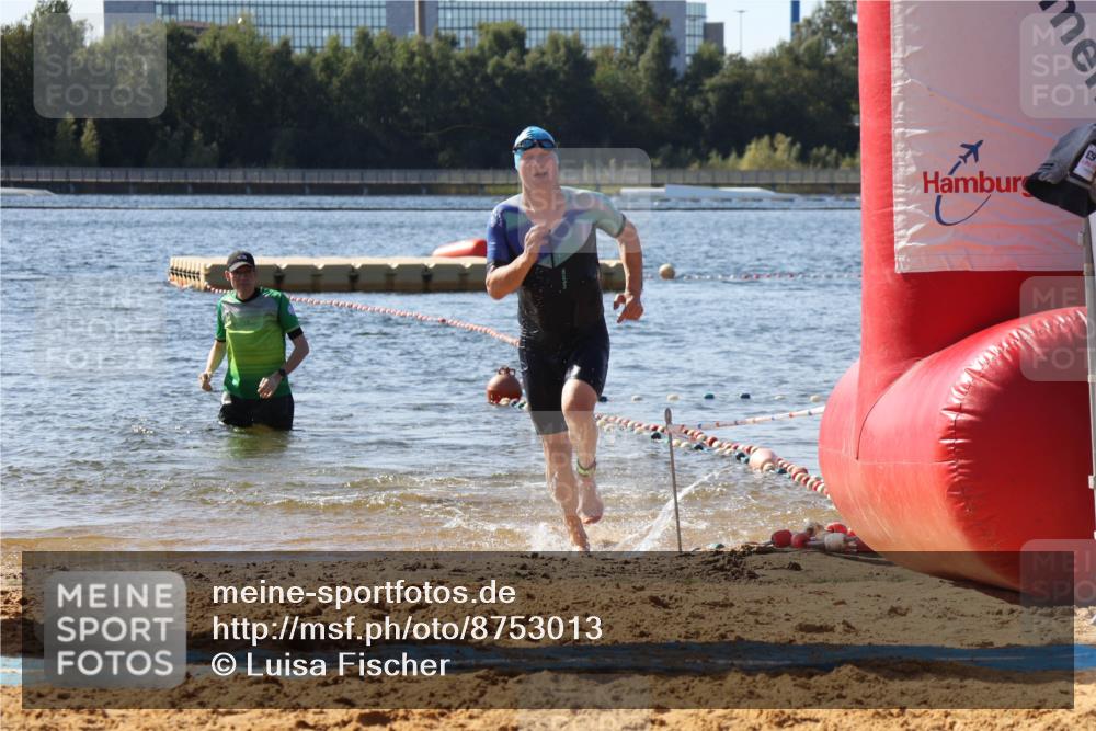 07.09.2025 - 19. Norderstedt Triathlon Luisa Fischer http://msf.ph/oto/8753013 07.09.2025 11:27:19 Schwimmen 170 meine-sportfotos.de