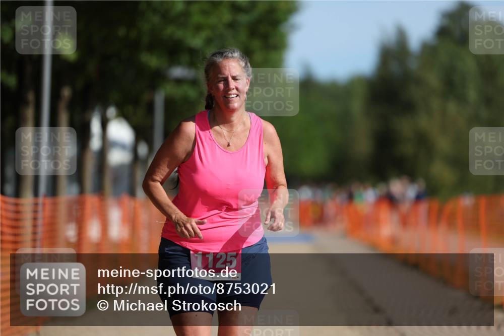 07.09.2025 - 19. Norderstedt Triathlon Michael Strokosch http://msf.ph/oto/8753021 07.09.2025 10:37:19 Laufen 1125 meine-sportfotos.de