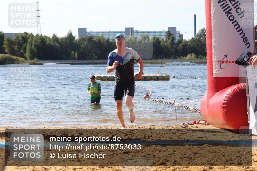 07.09.2025 - 19. Norderstedt Triathlon Luisa Fischer http://msf.ph/oto/8753033 07.09.2025 11:27:20 Schwimmen 170 meine-sportfotos.de
