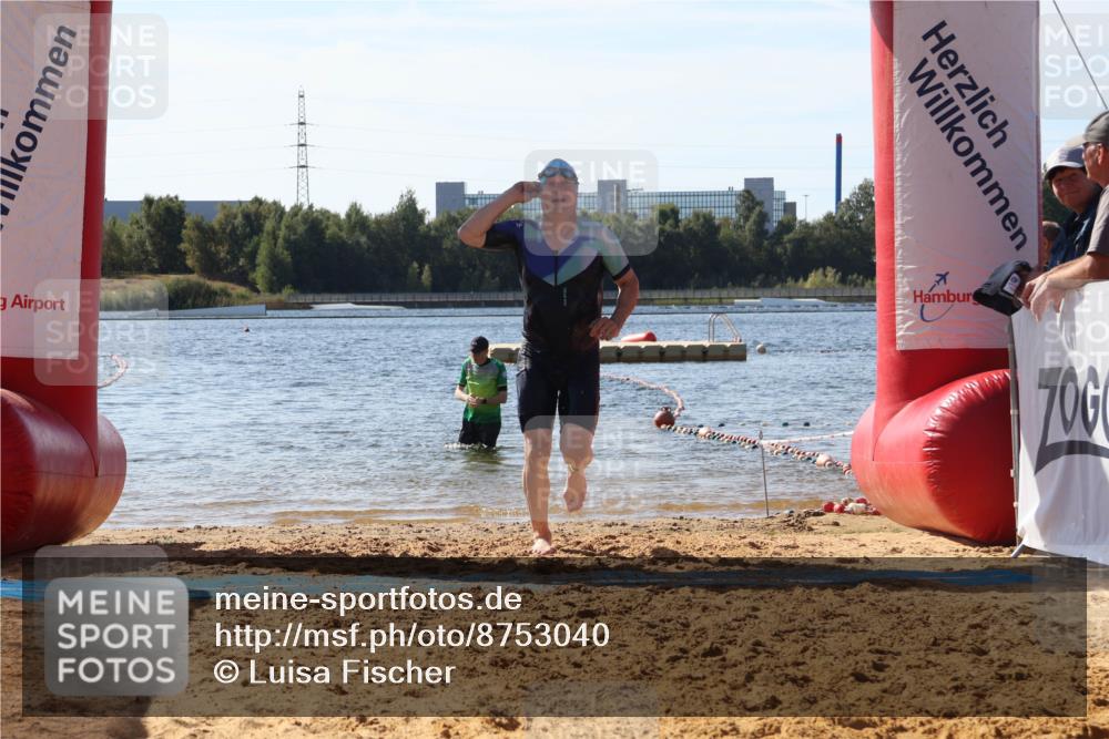 07.09.2025 - 19. Norderstedt Triathlon Luisa Fischer http://msf.ph/oto/8753040 07.09.2025 11:27:21 Schwimmen 170 meine-sportfotos.de