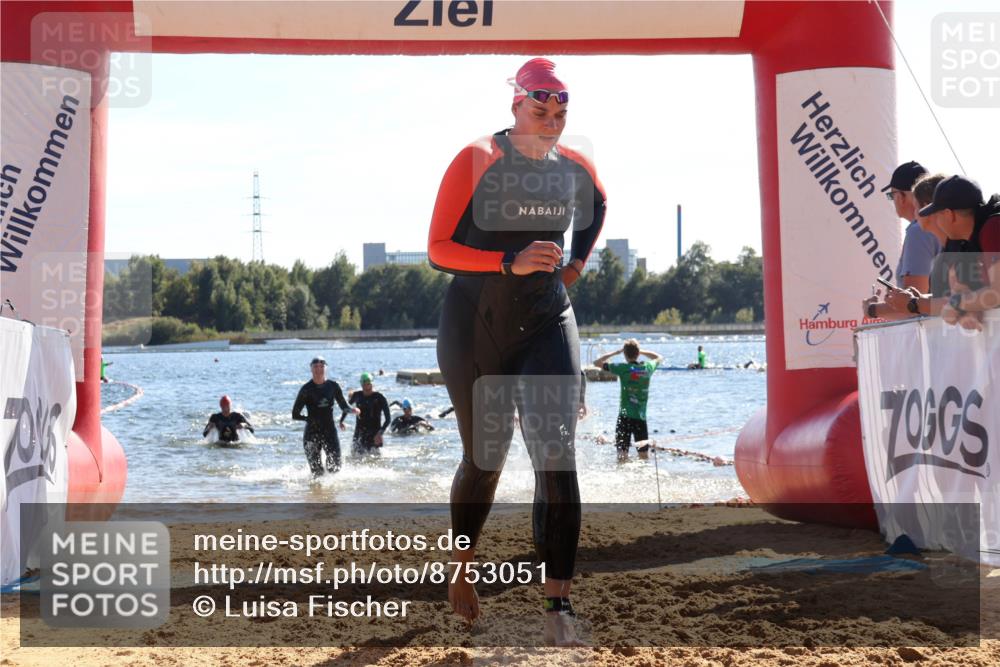 07.09.2025 - 19. Norderstedt Triathlon Luisa Fischer http://msf.ph/oto/8753051 07.09.2025 15:36:28 Schwimmen 1074, 1087, 1593 meine-sportfotos.de