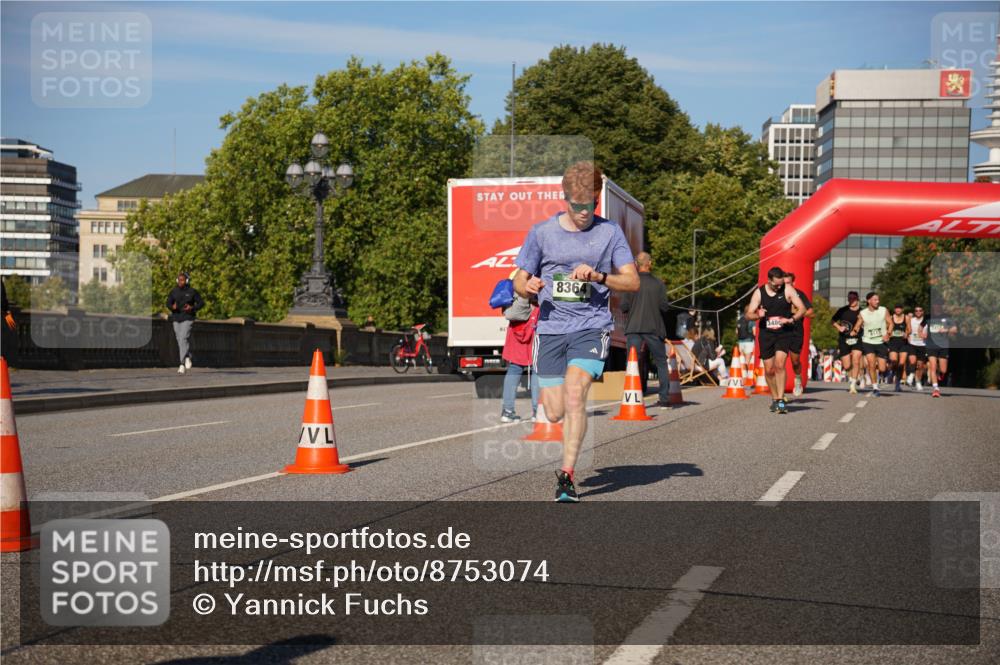 07.09.2025 - BARMER Alsterlauf Yannick Fuchs http://msf.ph/oto/8753074 07.09.2025 09:36:42 Laufen 8364 meine-sportfotos.de