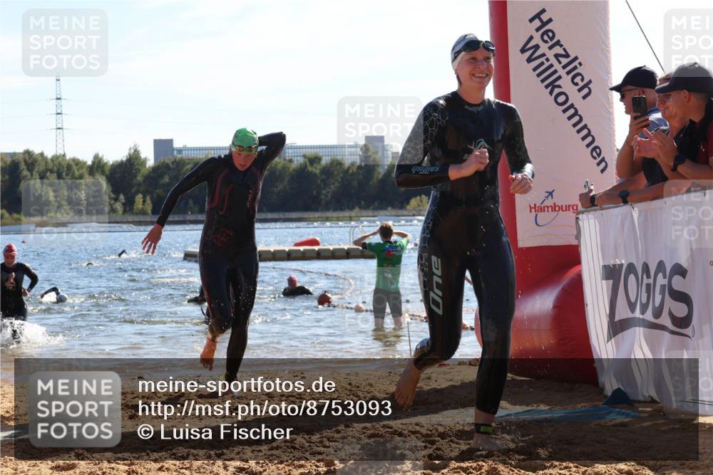 07.09.2025 - 19. Norderstedt Triathlon Luisa Fischer http://msf.ph/oto/8753093 07.09.2025 15:36:33 Schwimmen 1044, 1067, 1074, 1087, 1593 meine-sportfotos.de