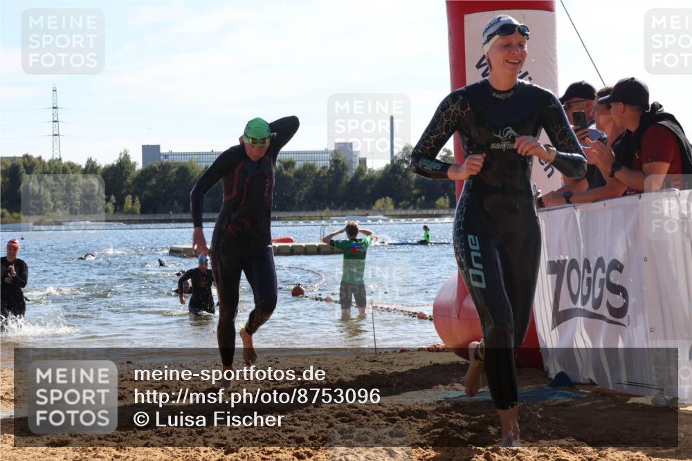 07.09.2025 - 19. Norderstedt Triathlon Luisa Fischer http://msf.ph/oto/8753096 07.09.2025 15:36:34 Schwimmen 1044, 1067, 1074, 1087, 1593 meine-sportfotos.de