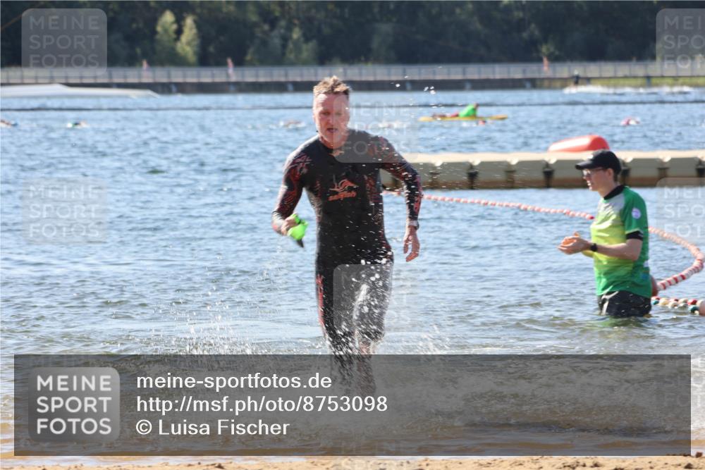 07.09.2025 - 19. Norderstedt Triathlon Luisa Fischer http://msf.ph/oto/8753098 07.09.2025 11:38:22 Schwimmen 791 meine-sportfotos.de