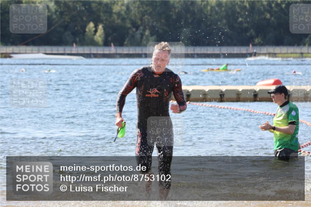 07.09.2025 - 19. Norderstedt Triathlon Luisa Fischer http://msf.ph/oto/8753102 07.09.2025 11:38:22 Schwimmen 791 meine-sportfotos.de
