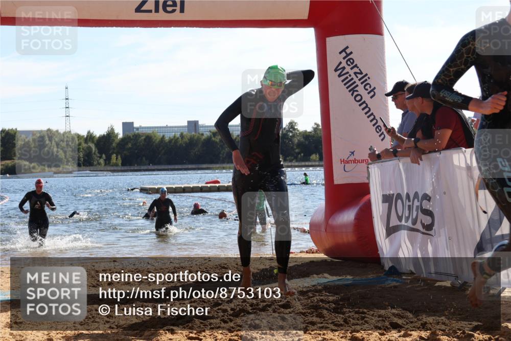 07.09.2025 - 19. Norderstedt Triathlon Luisa Fischer http://msf.ph/oto/8753103 07.09.2025 15:36:34 Schwimmen 1044, 1067, 1074, 1087, 1593 meine-sportfotos.de
