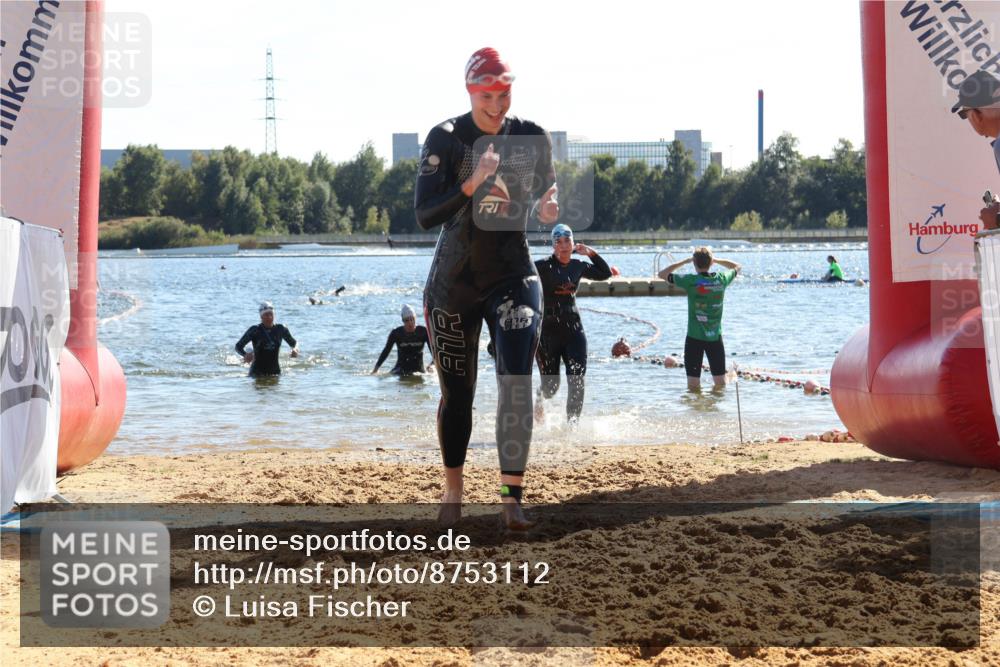 07.09.2025 - 19. Norderstedt Triathlon Luisa Fischer http://msf.ph/oto/8753112 07.09.2025 15:36:39 Schwimmen 1044, 1067, 1074, 1087, 1103, 1593 meine-sportfotos.de