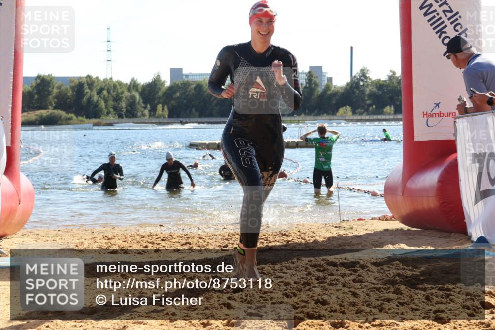 07.09.2025 - 19. Norderstedt Triathlon Luisa Fischer http://msf.ph/oto/8753118 07.09.2025 15:36:39 Schwimmen 1044, 1067, 1074, 1087, 1103, 1593 meine-sportfotos.de