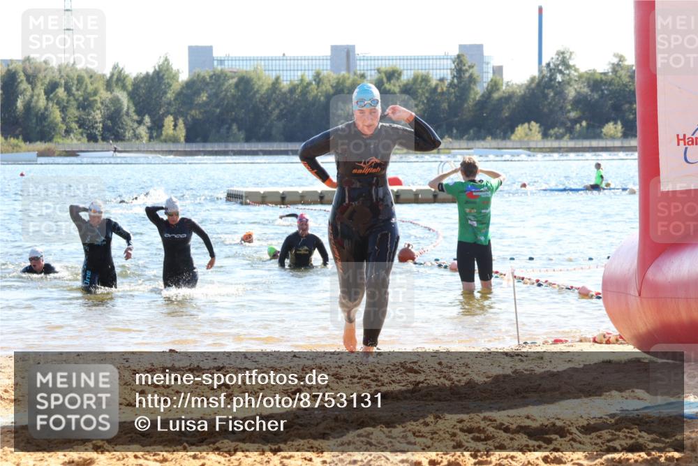 07.09.2025 - 19. Norderstedt Triathlon Luisa Fischer http://msf.ph/oto/8753131 07.09.2025 15:36:41 Schwimmen 1044, 1067, 1087, 1103, 1593 meine-sportfotos.de