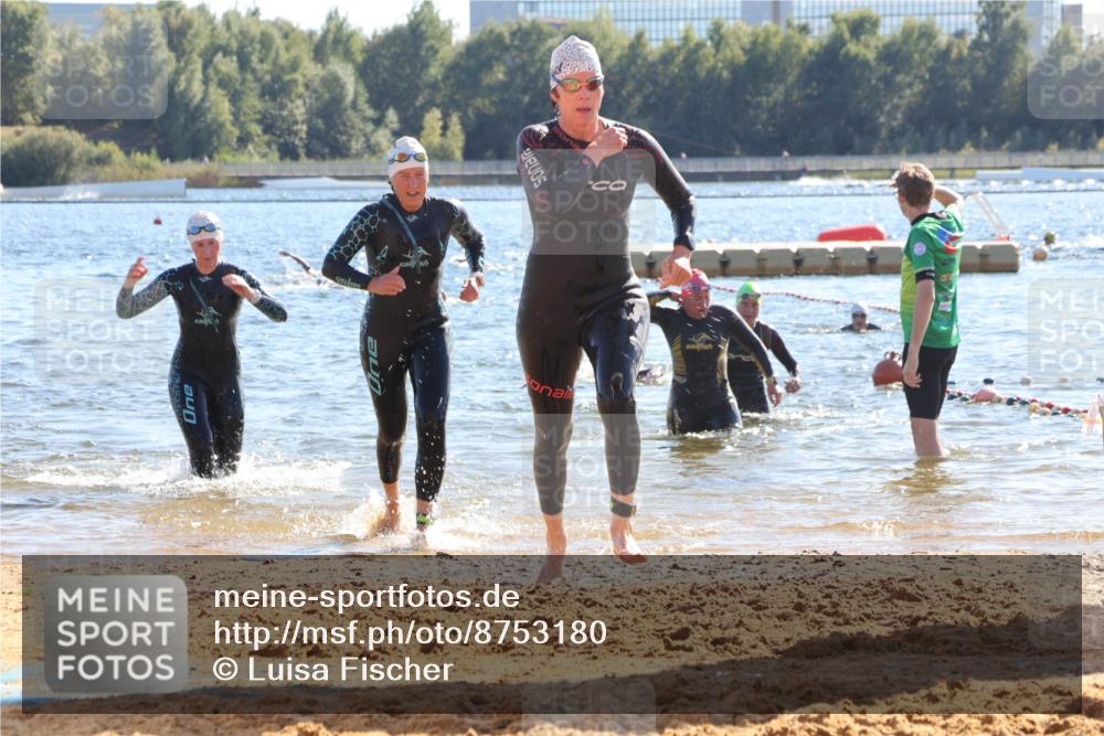 07.09.2025 - 19. Norderstedt Triathlon Luisa Fischer http://msf.ph/oto/8753180 07.09.2025 15:36:47 Schwimmen 1044, 1067, 1076, 1090, 1095, 1103 meine-sportfotos.de