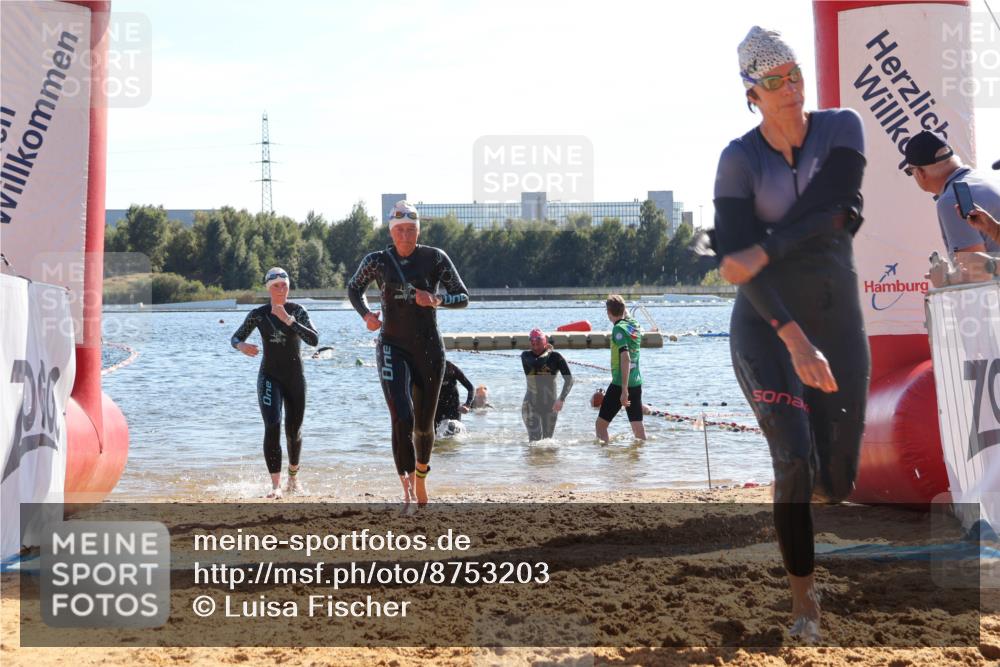 07.09.2025 - 19. Norderstedt Triathlon Luisa Fischer http://msf.ph/oto/8753203 07.09.2025 15:36:49 Schwimmen 1067, 1076, 1090, 1095, 1103 meine-sportfotos.de