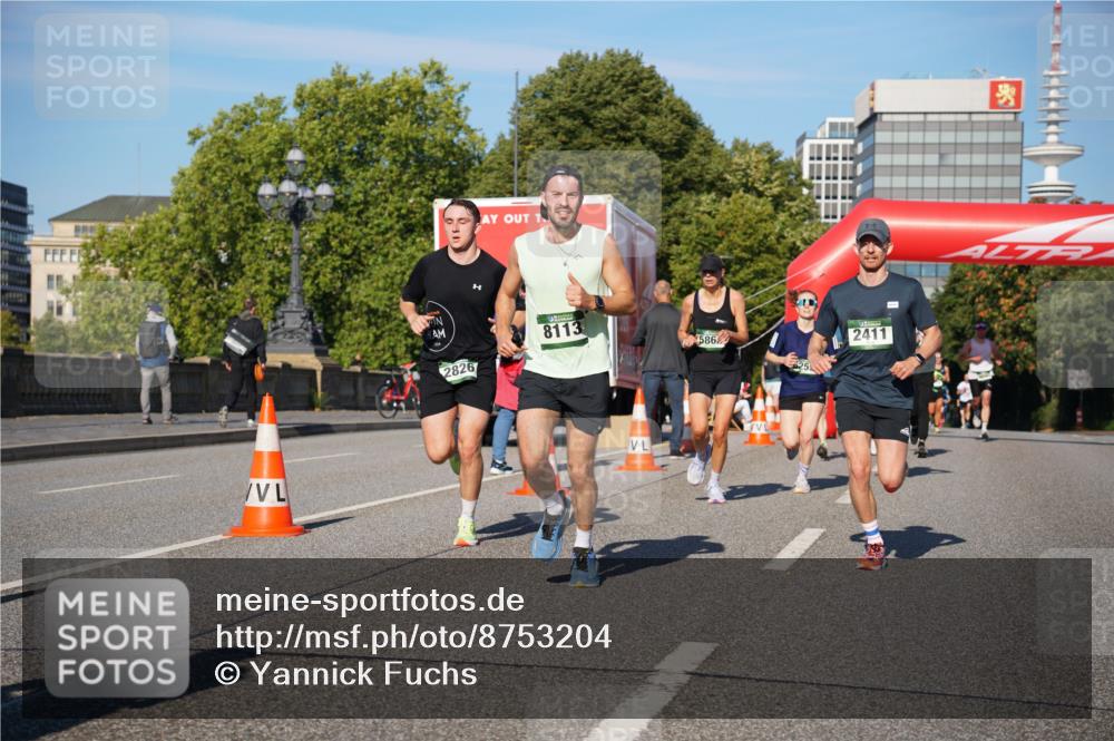 07.09.2025 - BARMER Alsterlauf Yannick Fuchs http://msf.ph/oto/8753204 07.09.2025 09:36:48 Laufen 2826, 8113, 586, 25, 2411 meine-sportfotos.de
