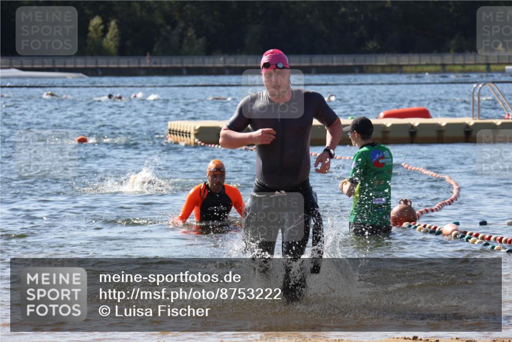 07.09.2025 - 19. Norderstedt Triathlon Luisa Fischer http://msf.ph/oto/8753222 07.09.2025 11:39:24 Schwimmen 168, 1346 meine-sportfotos.de