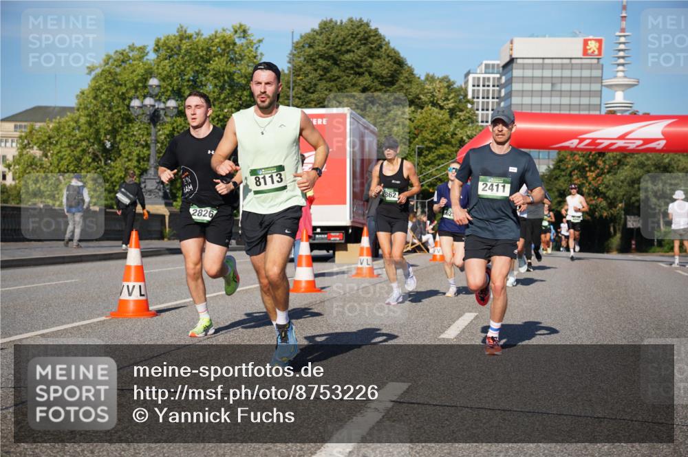 07.09.2025 - BARMER Alsterlauf Yannick Fuchs http://msf.ph/oto/8753226 07.09.2025 09:36:48 Laufen 2826, 8113, 862, 2411 meine-sportfotos.de