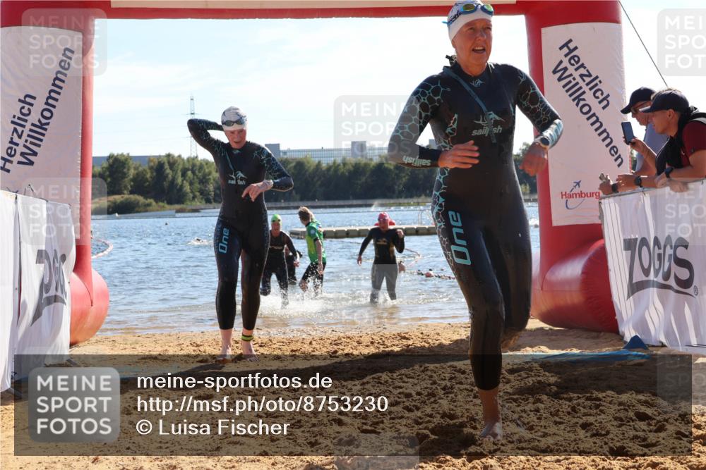 07.09.2025 - 19. Norderstedt Triathlon Luisa Fischer http://msf.ph/oto/8753230 07.09.2025 15:36:52 Schwimmen 1076, 1079, 1090, 1095, 1103 meine-sportfotos.de