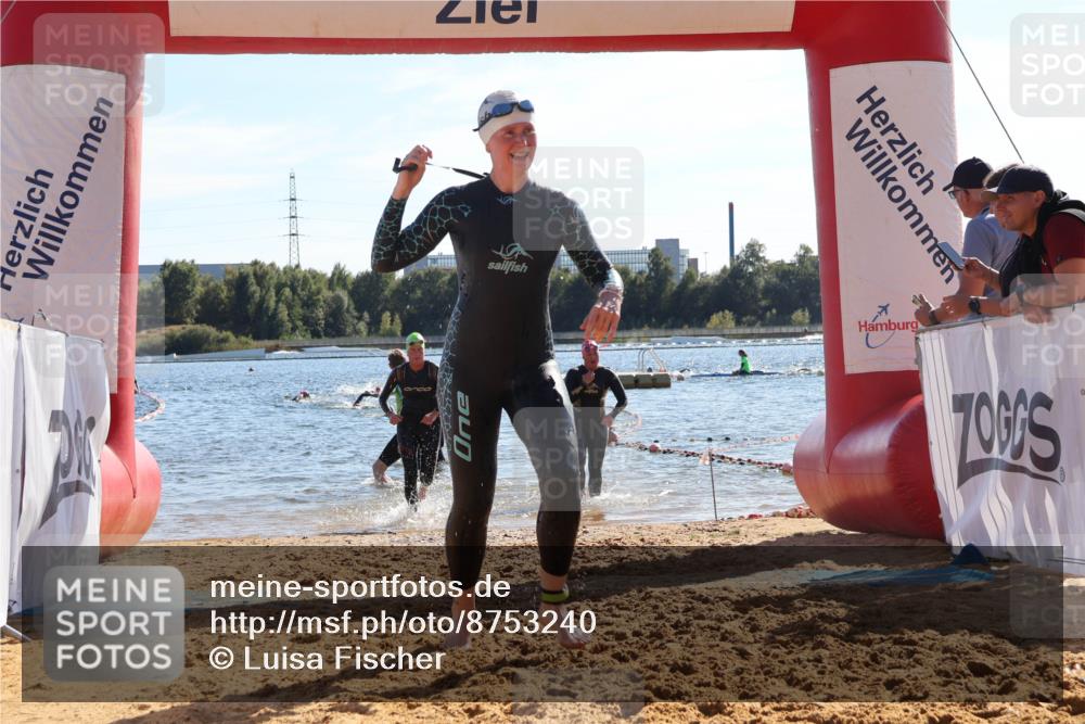 07.09.2025 - 19. Norderstedt Triathlon Luisa Fischer http://msf.ph/oto/8753240 07.09.2025 15:36:53 Schwimmen 1076, 1079, 1090, 1095, 1103 meine-sportfotos.de