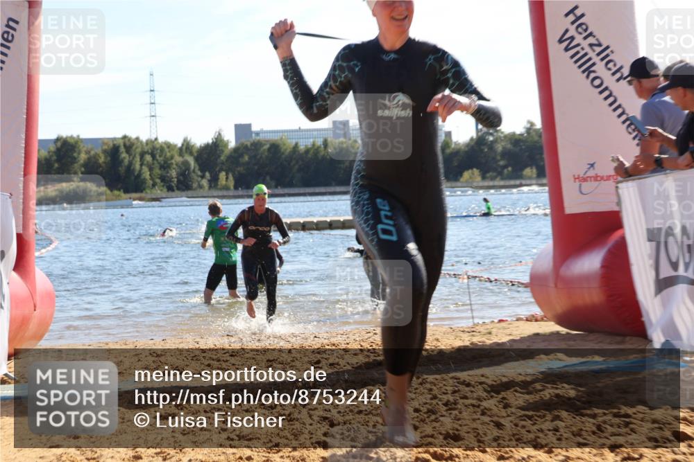 07.09.2025 - 19. Norderstedt Triathlon Luisa Fischer http://msf.ph/oto/8753244 07.09.2025 15:36:53 Schwimmen 1076, 1079, 1090, 1095, 1103 meine-sportfotos.de
