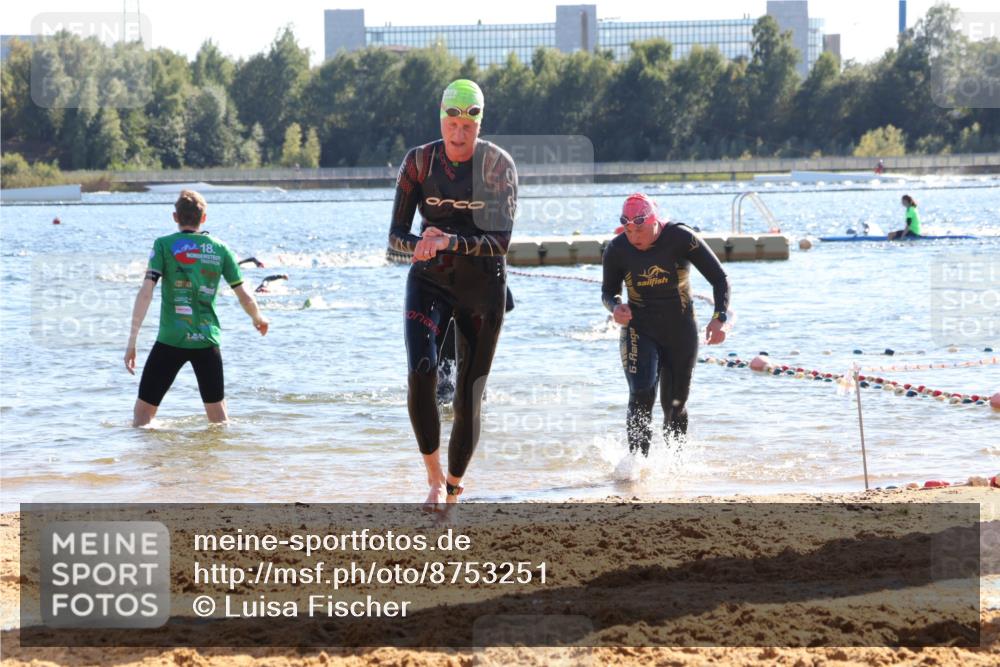 07.09.2025 - 19. Norderstedt Triathlon Luisa Fischer http://msf.ph/oto/8753251 07.09.2025 15:36:54 Schwimmen 1076, 1079, 1090, 1095, 1103 meine-sportfotos.de