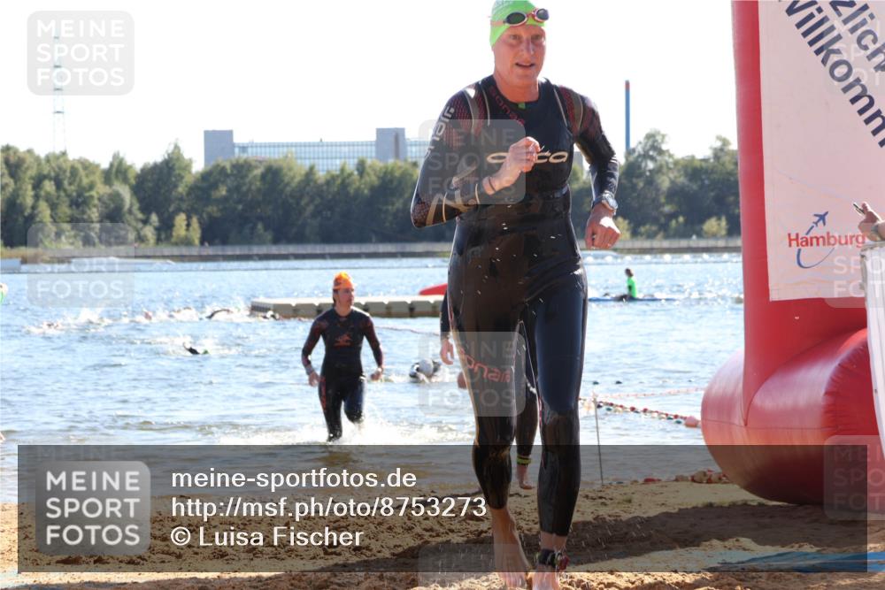 07.09.2025 - 19. Norderstedt Triathlon Luisa Fischer http://msf.ph/oto/8753273 07.09.2025 15:36:57 Schwimmen 1052, 1076, 1079, 1090, 1091, 1095 meine-sportfotos.de