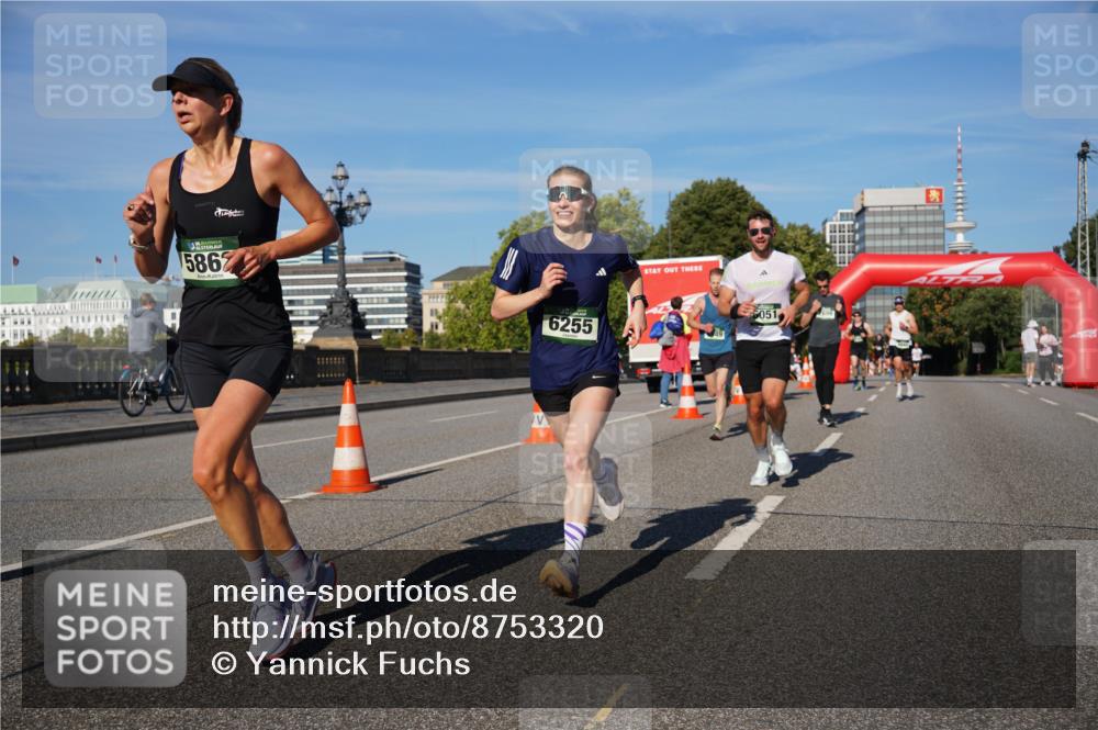 07.09.2025 - BARMER Alsterlauf Yannick Fuchs http://msf.ph/oto/8753320 07.09.2025 09:36:51 Laufen 5862, 6255, 051 meine-sportfotos.de