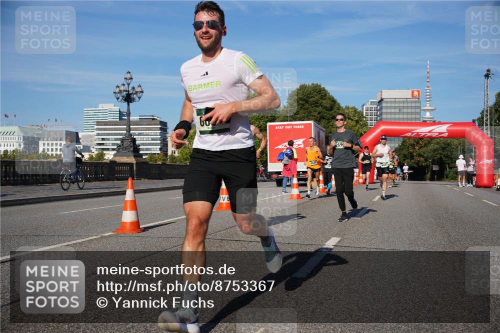 07.09.2025 - BARMER Alsterlauf Yannick Fuchs http://msf.ph/oto/8753367 07.09.2025 09:36:53 Laufen 4845, 269 meine-sportfotos.de