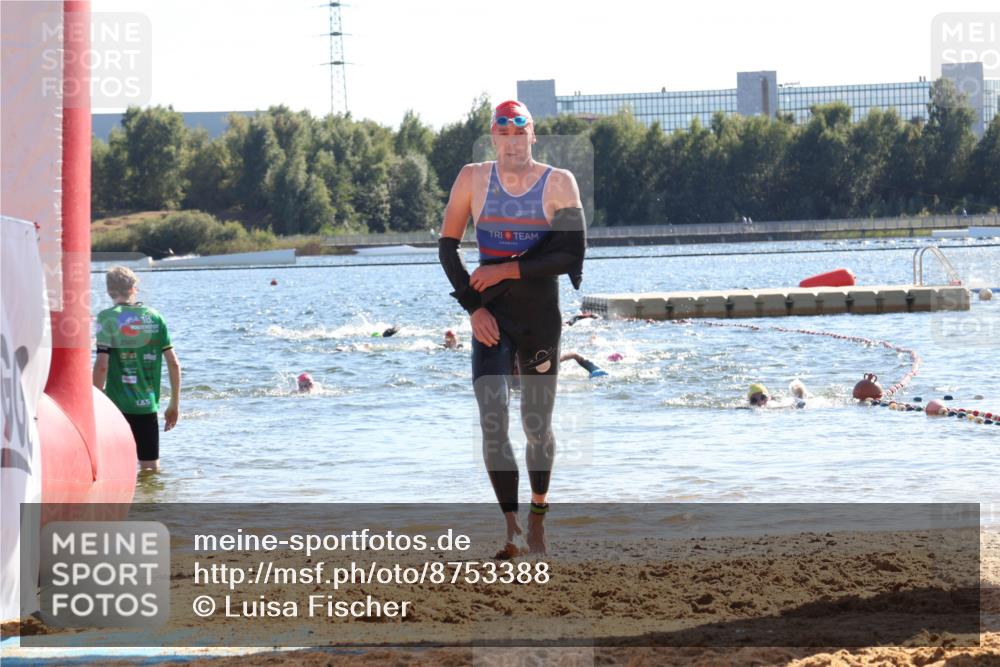 07.09.2025 - 19. Norderstedt Triathlon Luisa Fischer http://msf.ph/oto/8753388 07.09.2025 15:37:27 Schwimmen 1100, 1600 meine-sportfotos.de