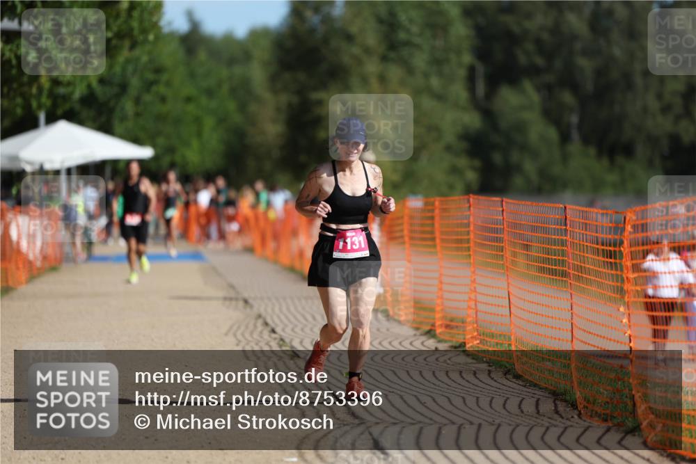 07.09.2025 - 19. Norderstedt Triathlon Michael Strokosch http://msf.ph/oto/8753396 07.09.2025 10:38:42 Laufen 1131 meine-sportfotos.de