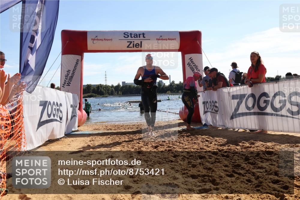 07.09.2025 - 19. Norderstedt Triathlon Luisa Fischer http://msf.ph/oto/8753421 07.09.2025 15:37:30 Schwimmen 1100, 1600 meine-sportfotos.de