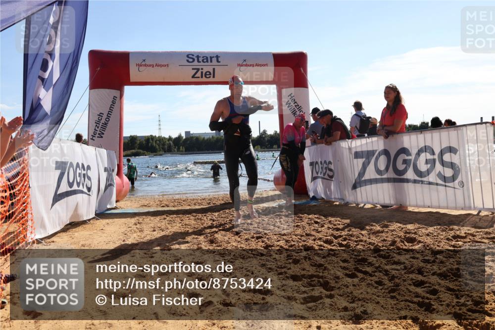 07.09.2025 - 19. Norderstedt Triathlon Luisa Fischer http://msf.ph/oto/8753424 07.09.2025 15:37:30 Schwimmen 1100, 1600 meine-sportfotos.de
