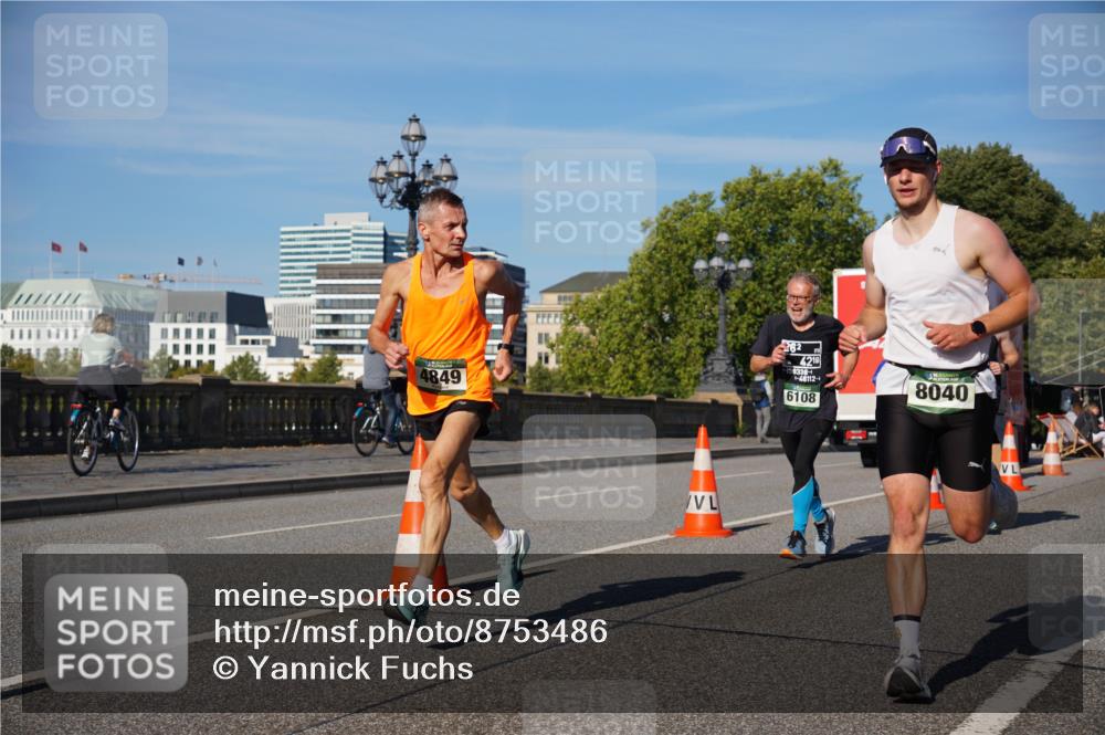 07.09.2025 - BARMER Alsterlauf Yannick Fuchs http://msf.ph/oto/8753486 07.09.2025 09:36:55 Laufen 4849, 262, 4219, 138336, 48112, 6108, 8040 meine-sportfotos.de